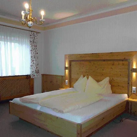 Landgasthof Dorferwirt *