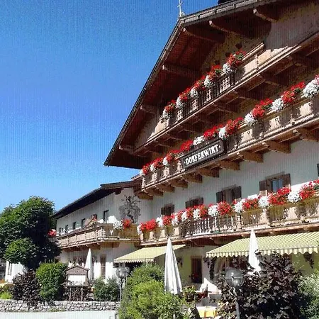 Landgasthof Dorferwirt Country house Oberau