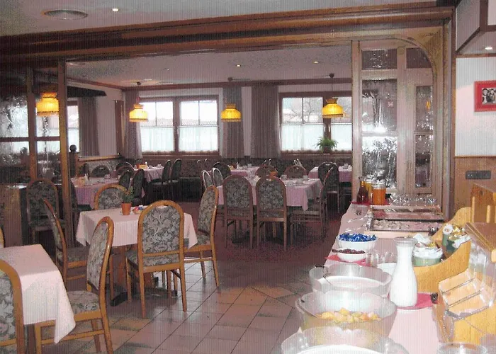 Landgasthof Dorferwirt *