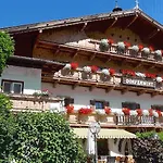 Landgasthof Dorferwirt *