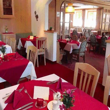 Landgasthof Dorferwirt カントリーハウス